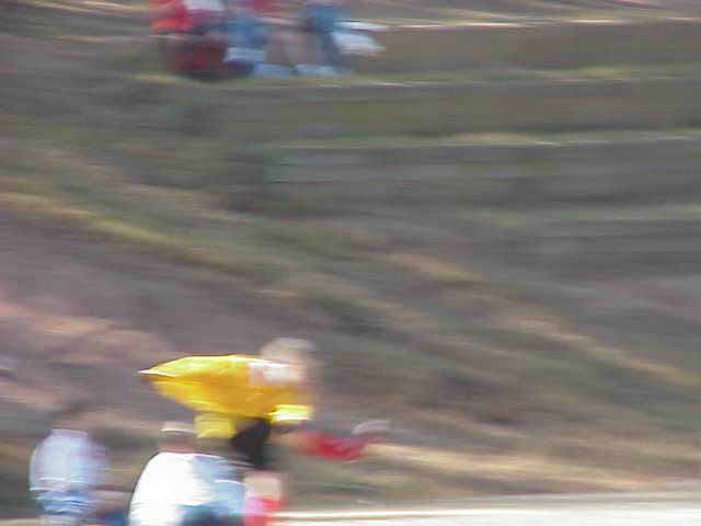 MVC-004S